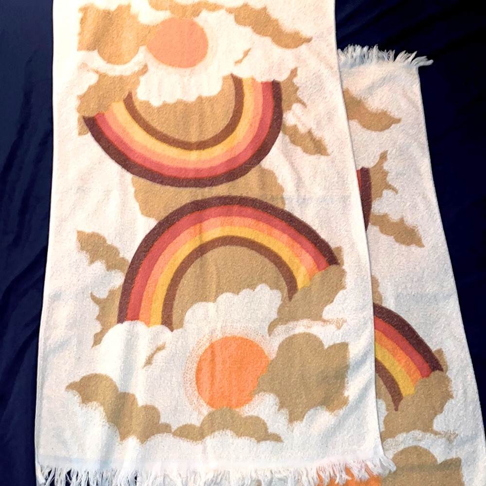 Vintage Cannon rainbow towels set of 2!